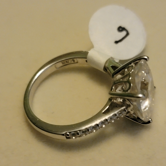 Sterling silver 925 CZ size 6 - Picture 2 of 2